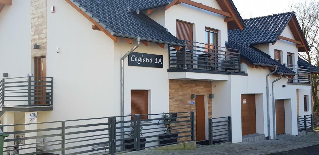 Spa Love Ceglana 1 A Sauna,,Jaccuzi Dla Dwojga Na Wylacznosc Zielona Góra Dış mekan fotoğraf